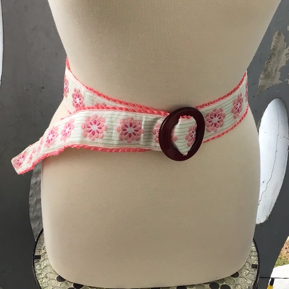 Hadley Pollett Zinnia Embroidered O-ring Belt Reversible Adjustable Adorable - Picture 8 of 12